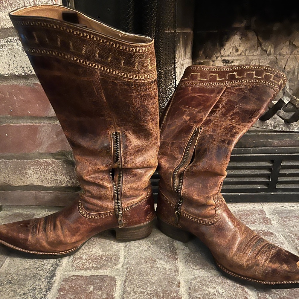 Ariat Sahara cowgirl boots